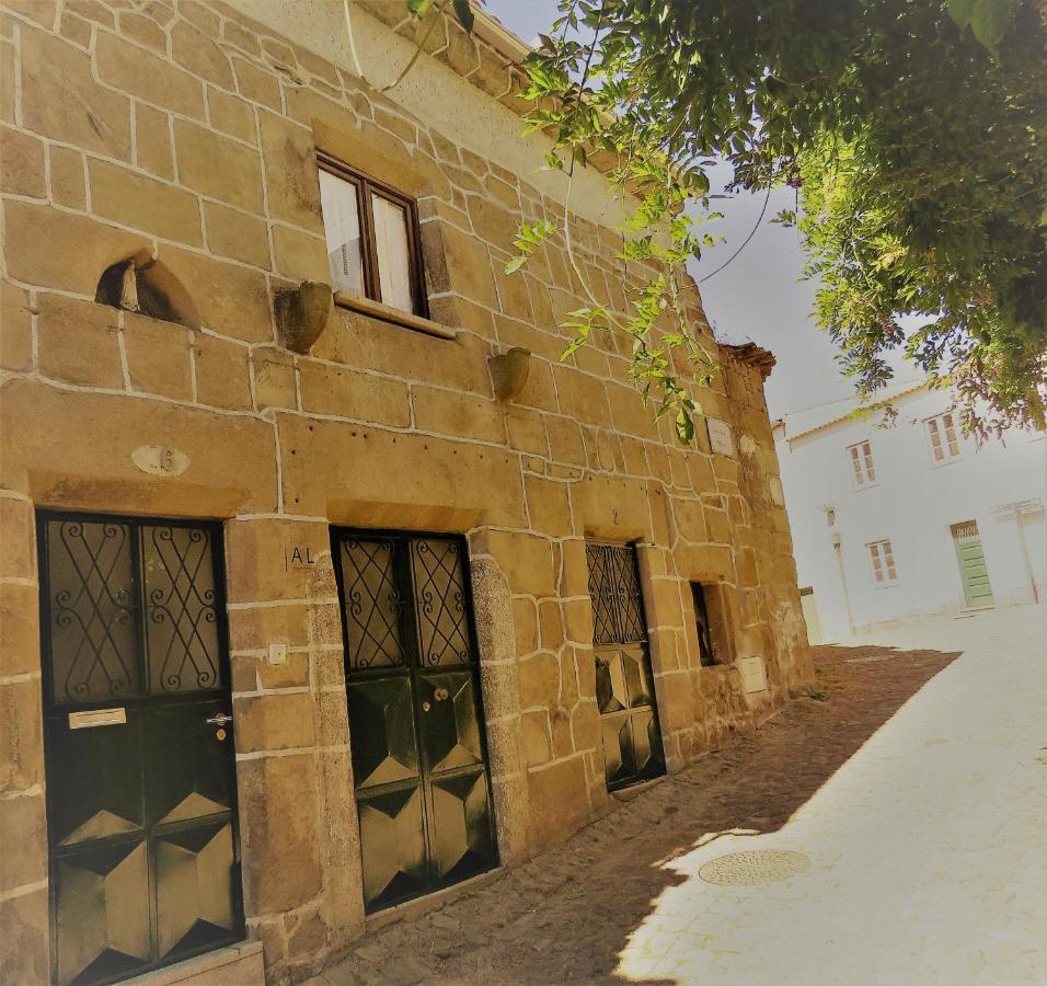 Vila Casa Porta De Santiago Pinhel Exteriér fotografie